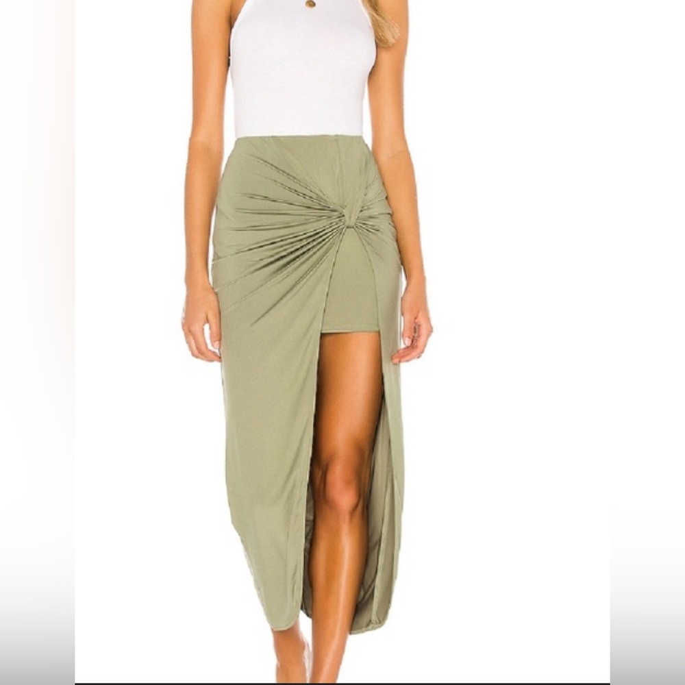 NWT Superdown Green skirt size L
